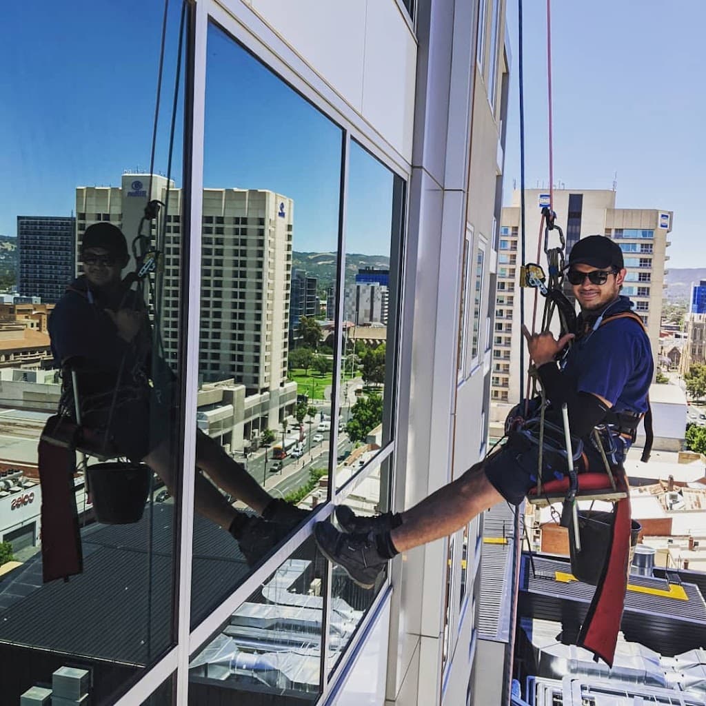 Will's Window Washing & Gutter Cleaning