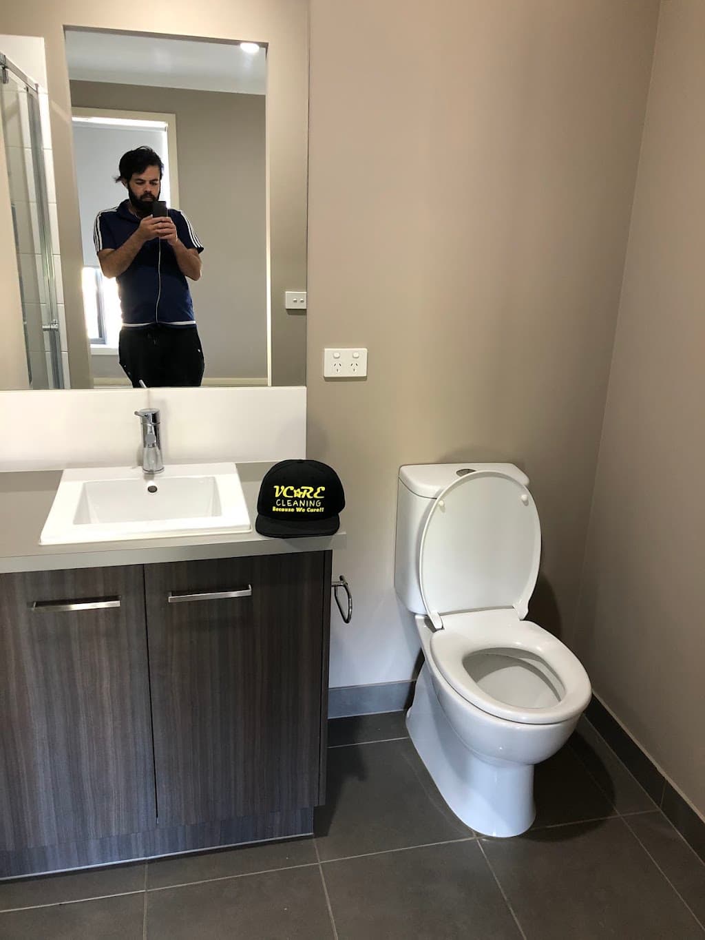 VCare’s End of lease cleaning Melbourne - Bond cleaning Melbourne | Vacate cleaning Melbourne
