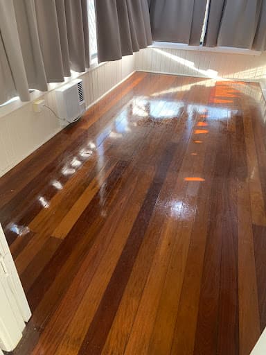 Ben's Cleaning | Bond Cleaning | Builder Cleaning I Spring Cleaning | Window Cleaning | Office Cleaning I Townsville — Customer photo