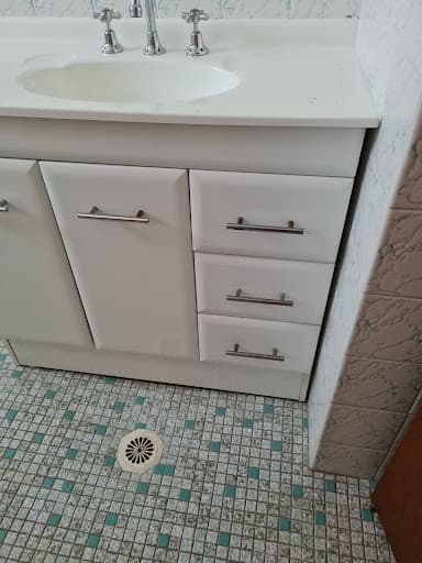 React Facility Solutions — Customer photo