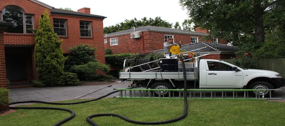 Roof Gutter Cleaning Melbourne