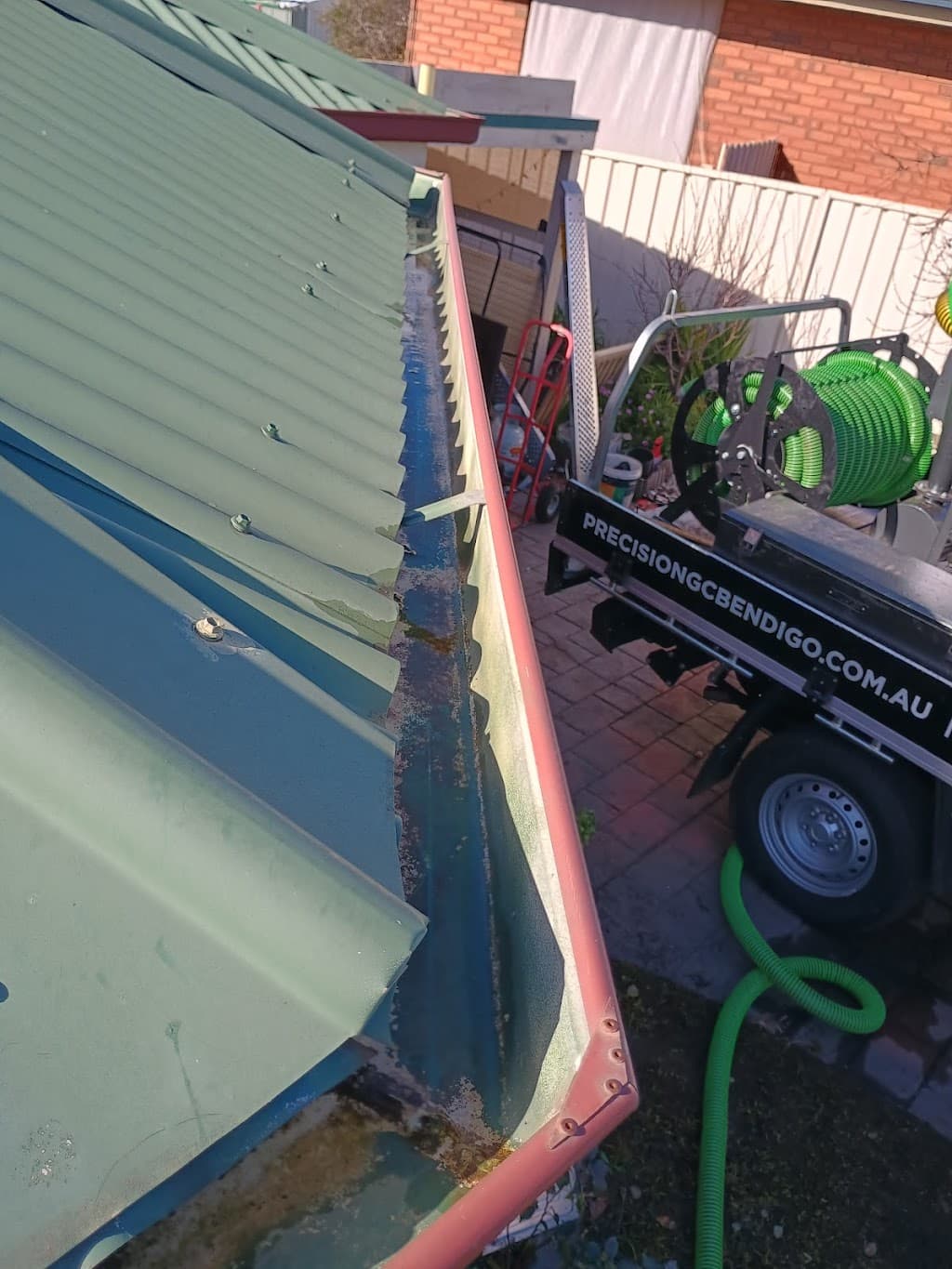 Precision Gutter Clean Bendigo