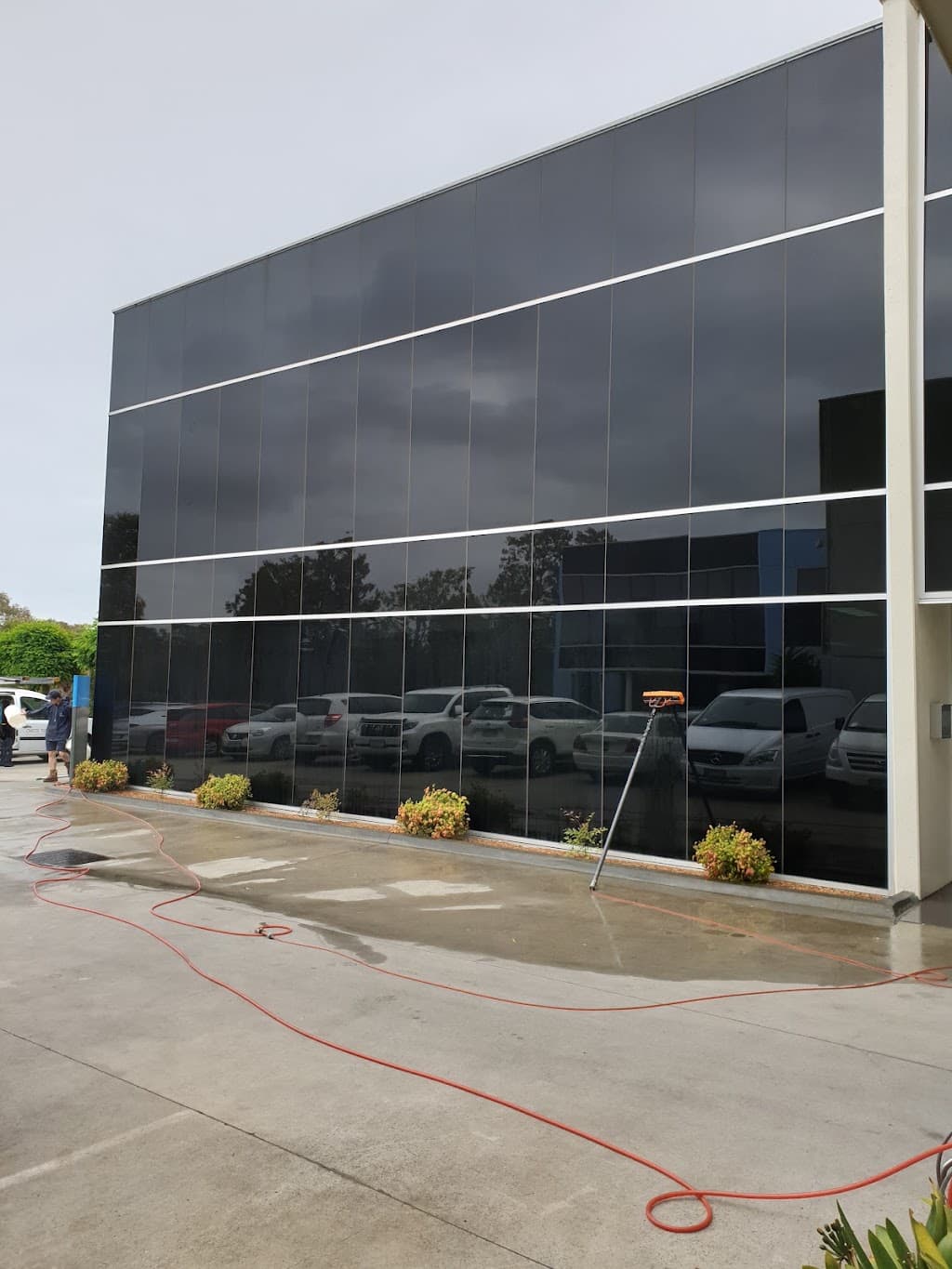 Detailed Window Cleaning