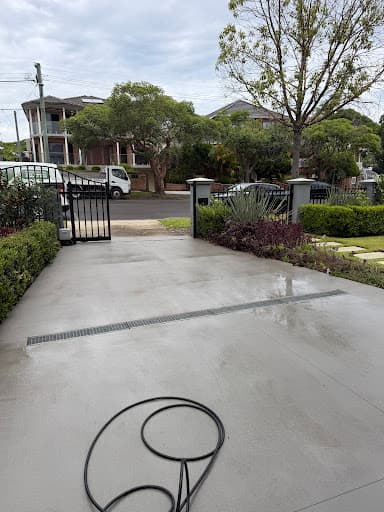 Clean Effortlessly – Residential & Commercial Cleaning — Customer photo