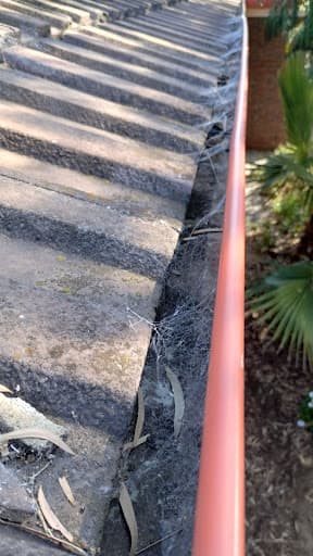 GUTTER GLASS & SOLAR — Customer photo