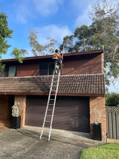 SGC Sydney Gutter Cleaning — Customer photo